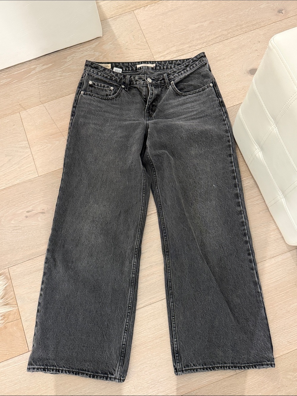 Levi’s Low Loose Wide-Leg Women’s Jeans